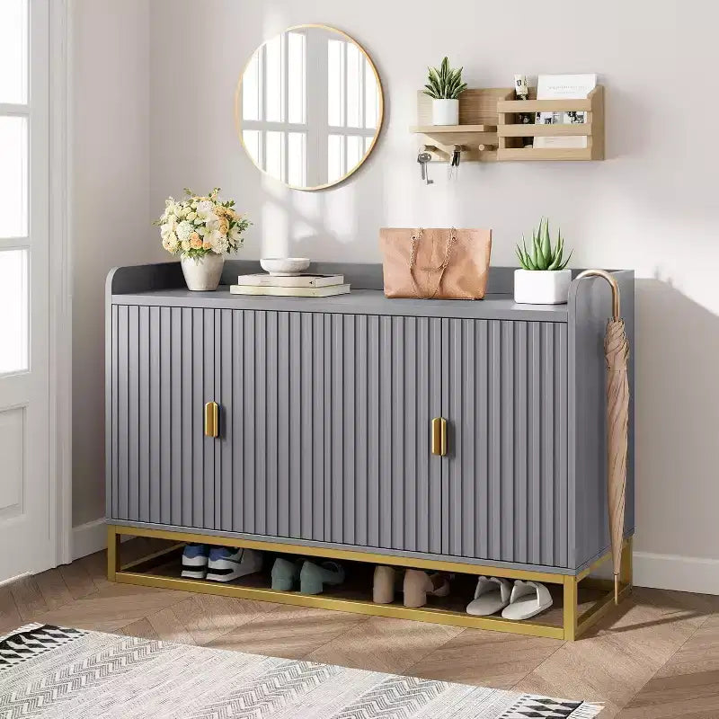 47.2 Credenza scanalata con spazio contenitivo, mobile buffet moderno per console multimediale con ante per soggiorno, cucina, ingresso