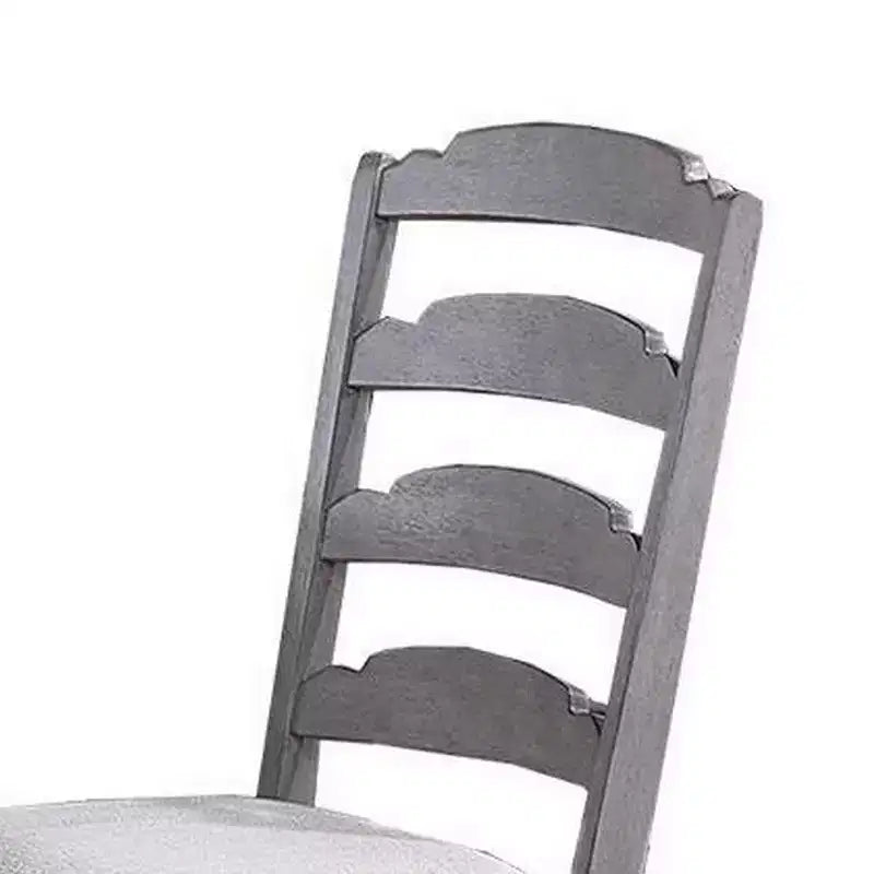 Set di 2 sedie da pranzo Royal Hampton, intagliate, con schienale a pioli, in legno grigio chiaro