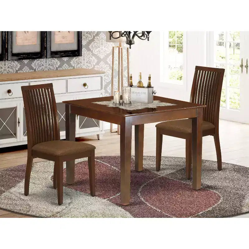 Set tavolo da pranzo HomeStock 3 pezzi con piano quadrato in legno massello finitura mogano
