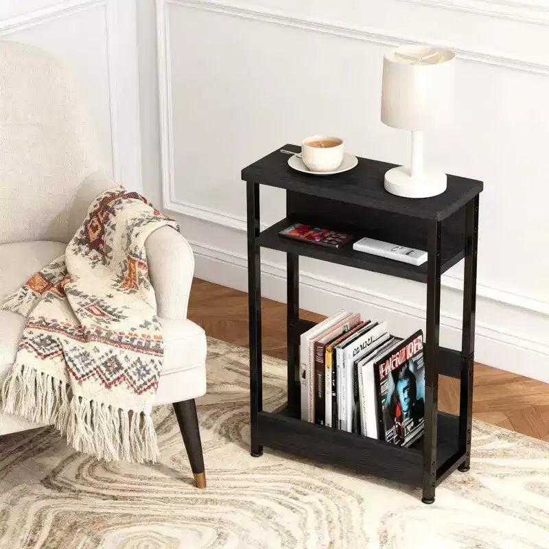 COZONY Tavolino stretto con 3 ripiani e portariviste, Tavolino sottile per piccoli spazi, Comodino moderno e sottile per soggiorno