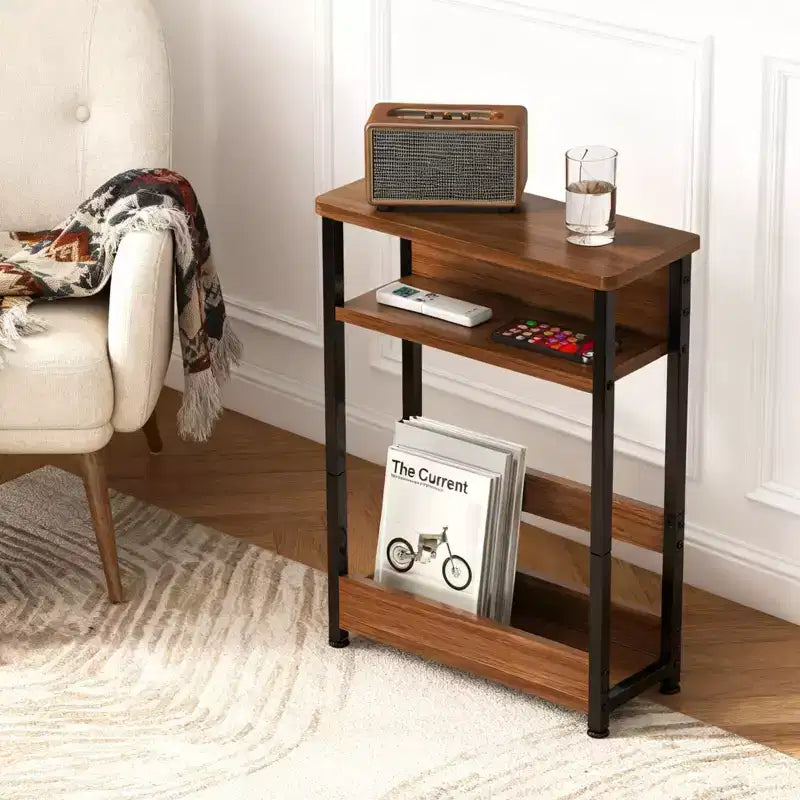 COZONY Tavolino stretto con 3 ripiani e portariviste, Tavolino sottile per piccoli spazi, Comodino moderno e sottile per soggiorno