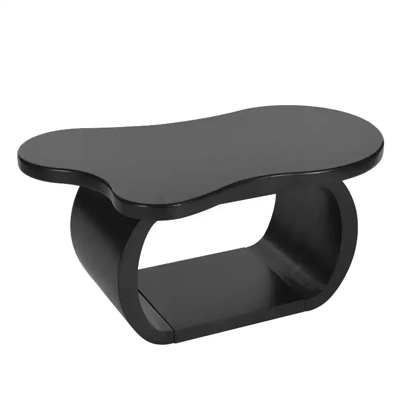 Tavolino da caffè Cloud in legno, tavolino laterale irregolare color crema con gambe curve, tavolino centrale piccolo con bordo arrotondato per soggiorno