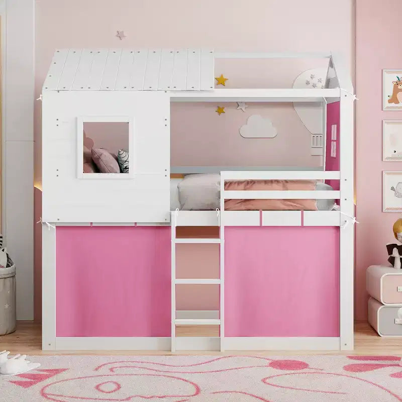 Letto a castello in legno a forma di casetta con tenda, piazza e mezza/matrimoniale, design divertente per bambini - ModernLuxe