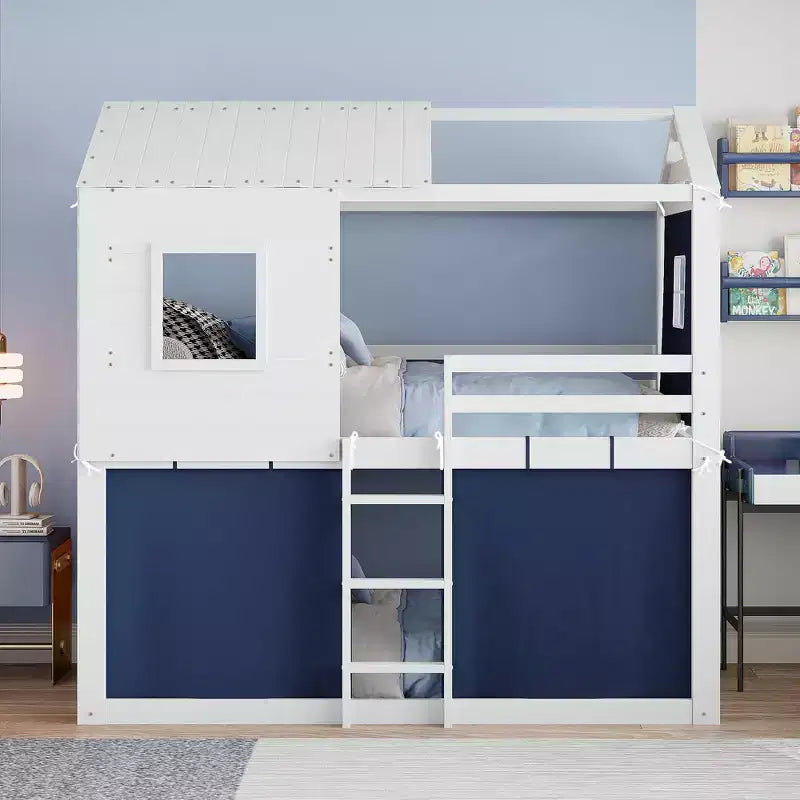 Letto a castello in legno a forma di casetta con tenda, piazza e mezza/matrimoniale, design divertente per bambini - ModernLuxe