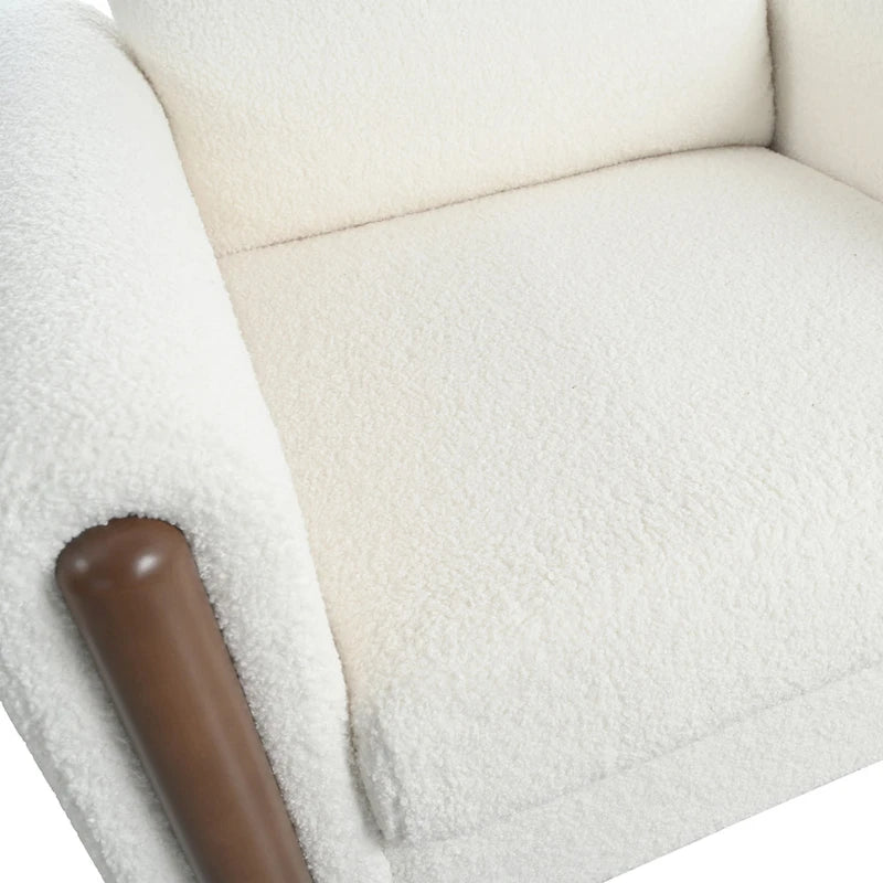 Poltrona Maloa imbottita oversize in teddy con gambe in noce di Christopher Knight Home