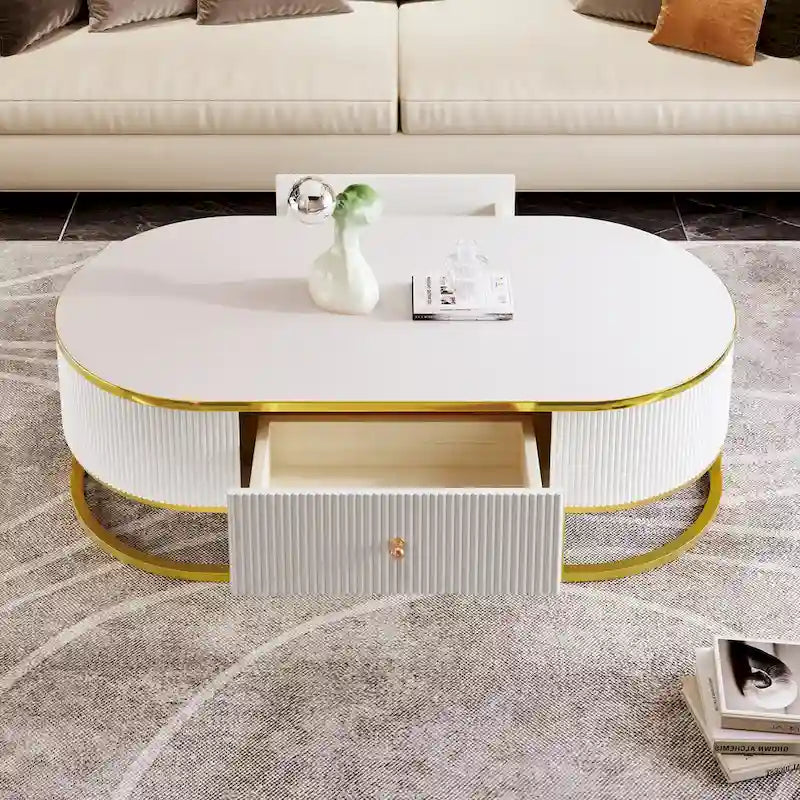 47.2 Tavolino moderno con decorazioni in metallo dorato e cassetti integrati