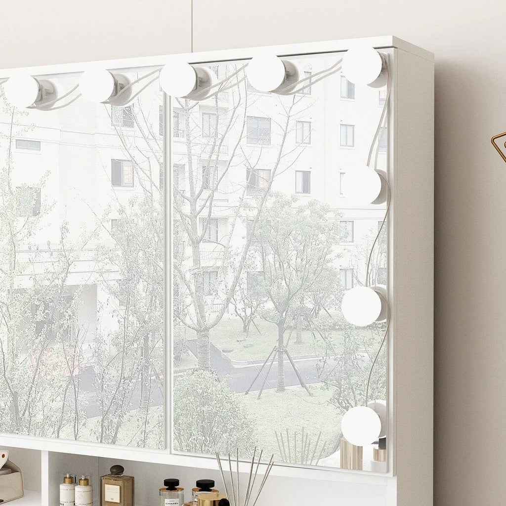 Comò per trucco con specchio a tre ante, illuminazione certificata e piano in vetro