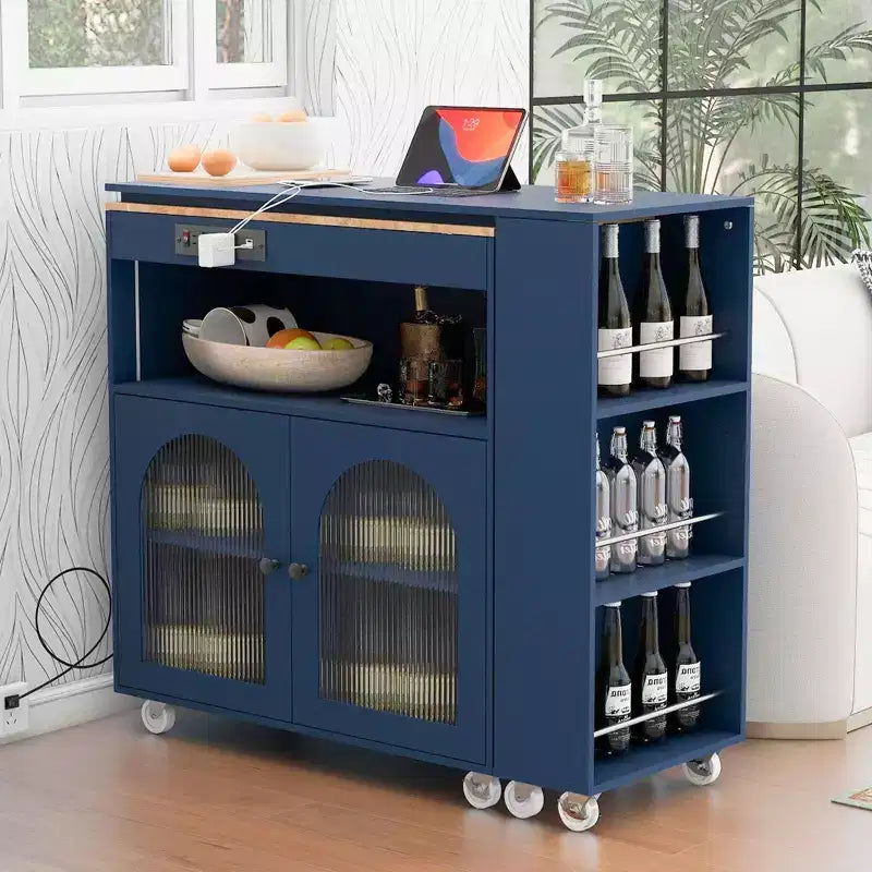 Isola da Cucina con Ruote e 2 Ante in Vetro, Carrello da Cucina con Tavolo Estensibile e Prese di Corrente, Isola da Cucina con Ripiani Laterali Aperti