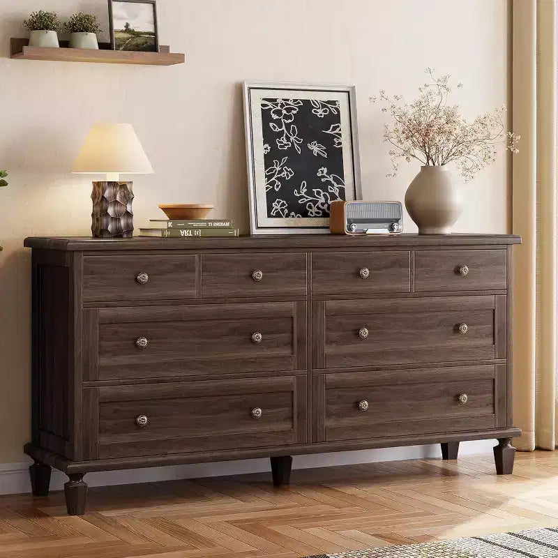 Comò a 8 cassetti per camera da letto, mobile TV vintage da 150 cm con maniglie intagliate e gambe affusolate, cassettiera in legno con grande capacità di archiviazione