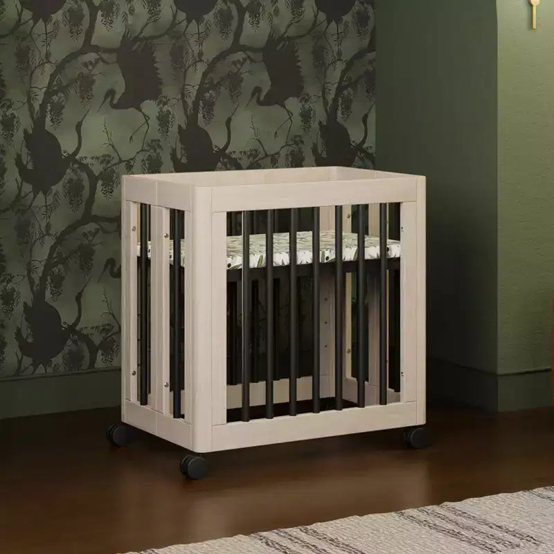 Culla convertibile Babyletto Yuzu 8-in-1 con kit di conversione per tutte le fasi