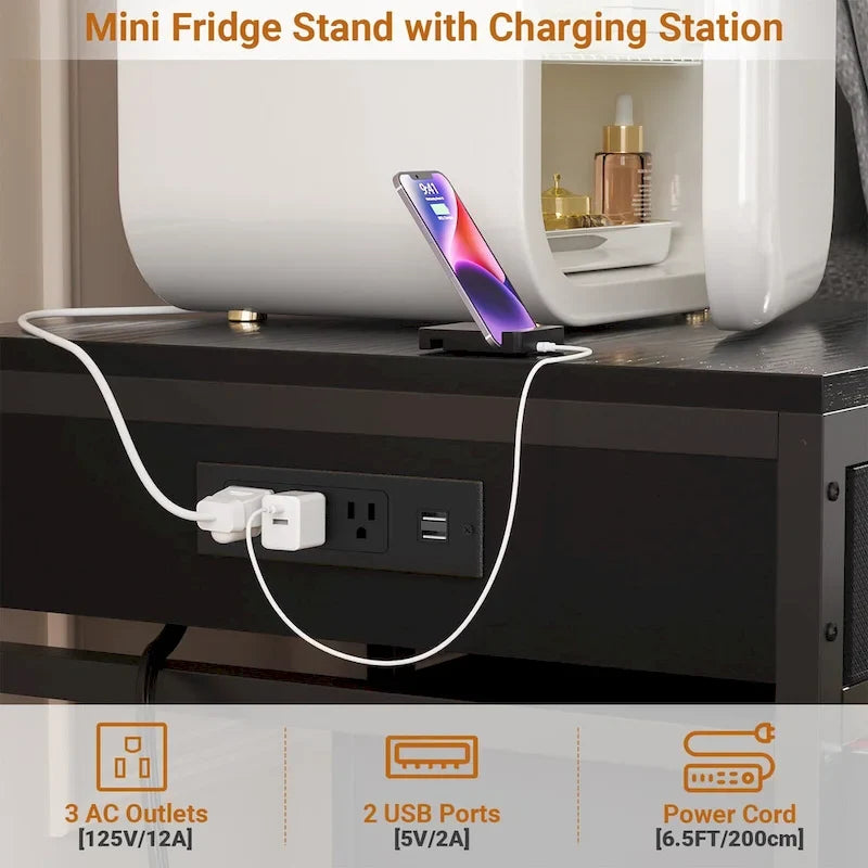 Mini Frigo con Stazione di Ricarica, Tavolino Laterale con Cassetti e Mobiletto su Ruote