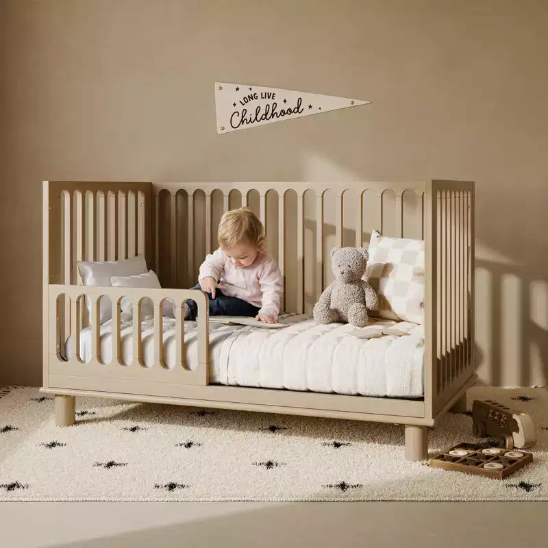 Lettino convertibile Storkcraft Sicily Deluxe 3-in-1 con sponda per bambini