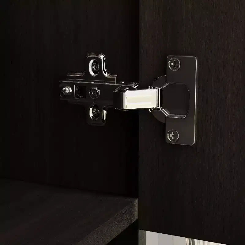 Armadio Hitow con doppio cassetto, anta a specchio e spazio contenitivo a zone