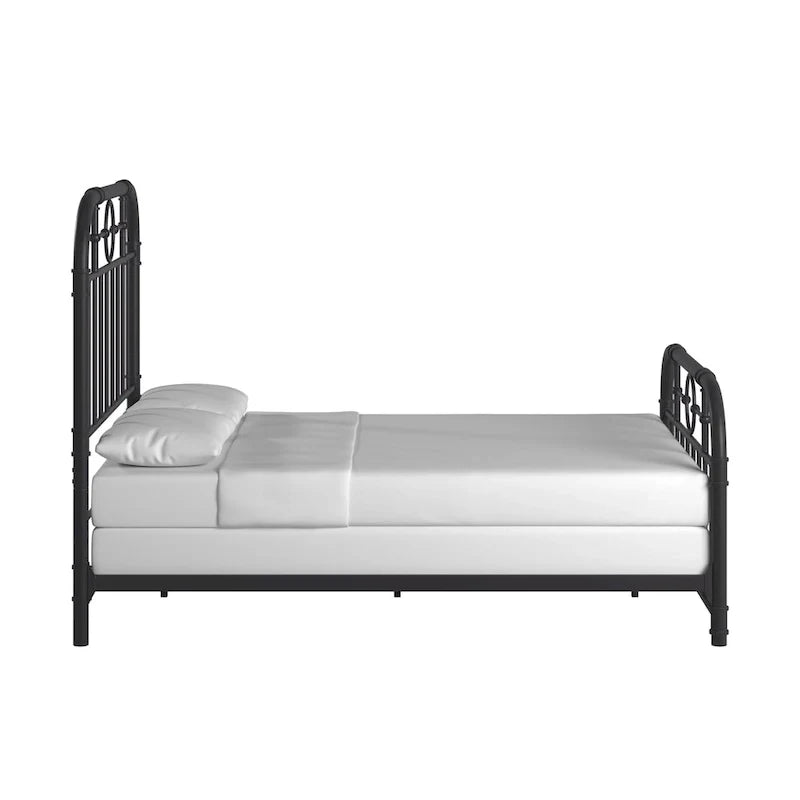 Letto in metallo nero