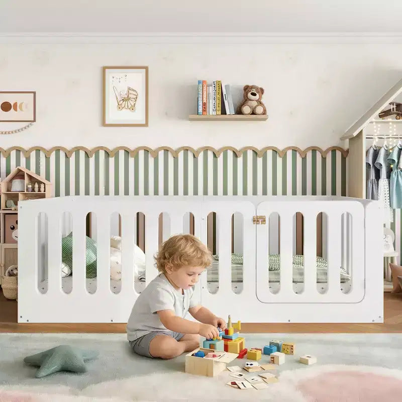 Lettino Montessori da Pavimento Bianco Doppio con Sbarre e Porta – Legno Massello, 1 Bambino