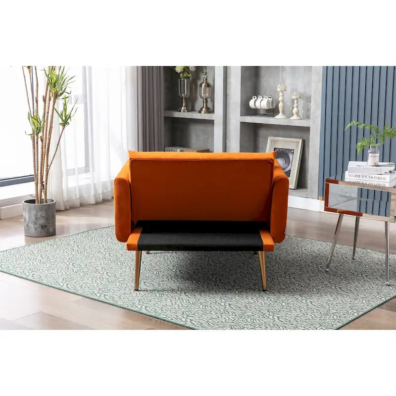 Divano letto-poltrona in velluto trapuntato con piedini color oro rosa per salotto