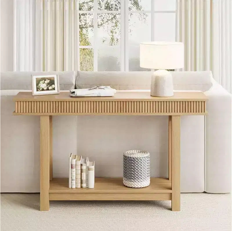 Consolle in legno scanalato stile fattoria a 2 ripiani con scaffale portaoggetti rettangolare stretto, tavolo da ingresso dietro il divano per foyer, corridoio, soggiorno