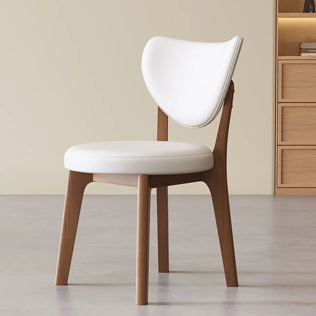 Sedia da pranzo moderna senza braccioli con schienale ad ala in similpelle