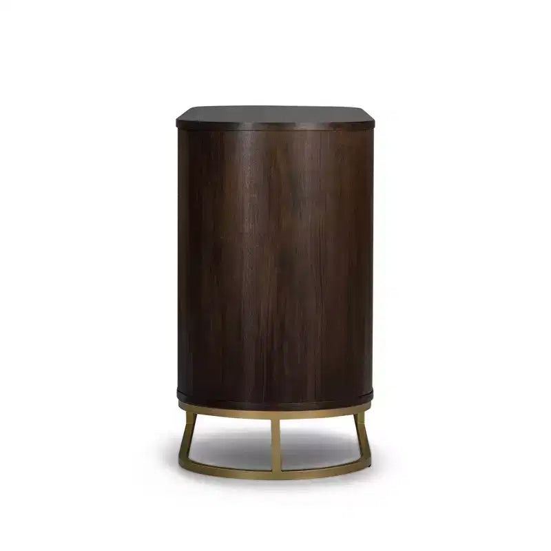 Comò moderno a 6 cassetti con design a bordo vivo, base in metallo e costruzione durevole in legno misto