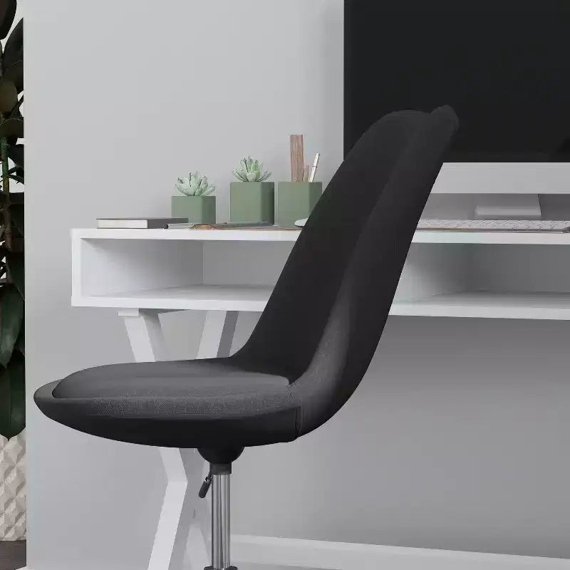 Sedia da ufficio girevole Merrick Lane con sedile girevole regolabile in altezza in elegante rivestimento