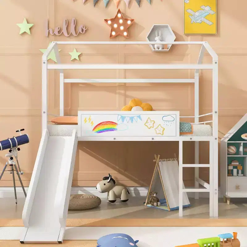 Letto a soppalco Twin Size a forma di casa con scivolo e lavagna scrivibile, robusta struttura in metallo con divertente area gioco - ModernLuxe