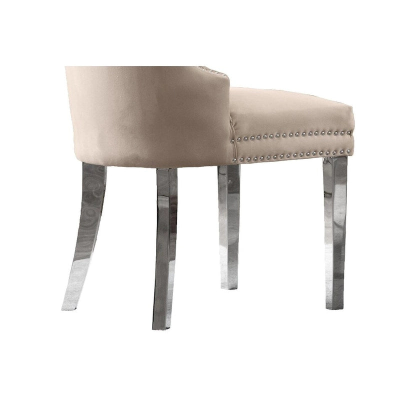 Set da pranzo Best Quality Furniture di 7 pezzi con borchie in acciaio inossidabile