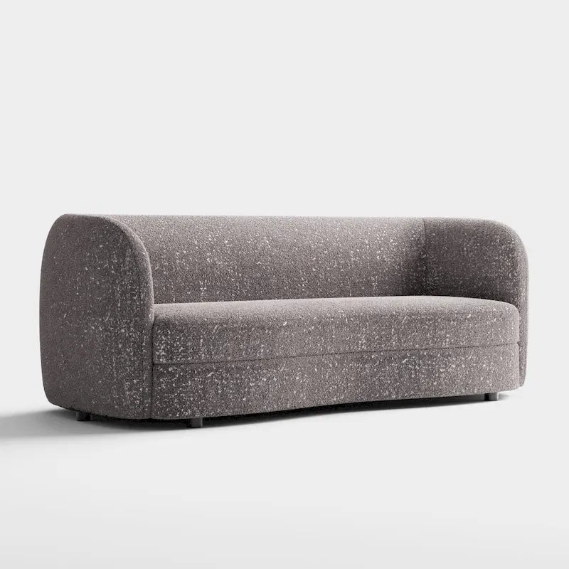 Divano curvo moderno Ophelia con braccioli in bouclé, seduta a rene e gambe rotonde in legno di Furniture of America