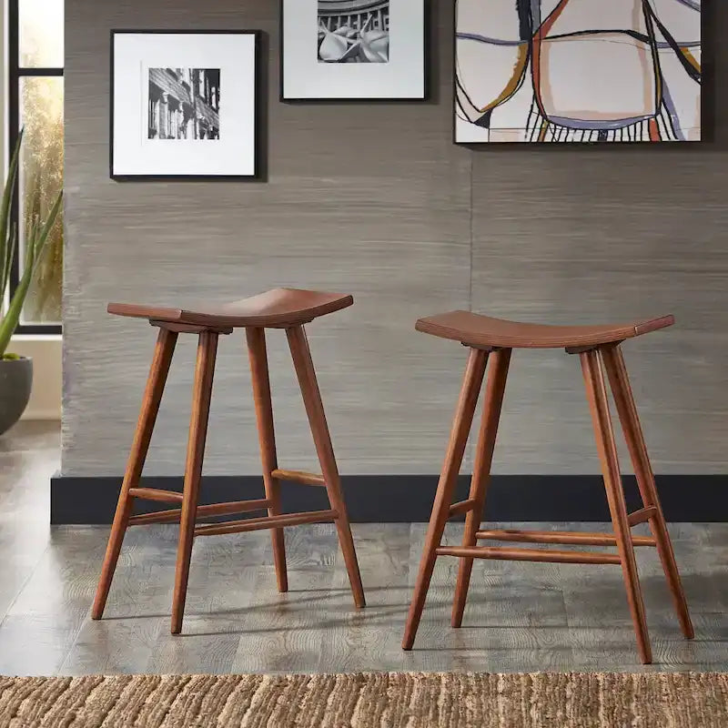 Sgabello da bancone Pinehurst in legno massello da 24" (set di 2) di iNSPIRE Q Modern