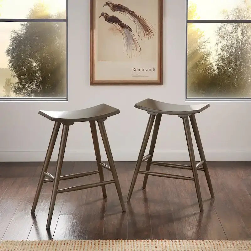 Sgabello da bancone Pinehurst in legno massello da 24" (set di 2) di iNSPIRE Q Modern