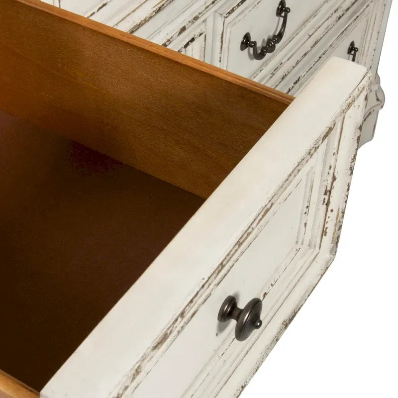 Letto con pannelli, cassettiera con specchio e comodino Magnolia Manor