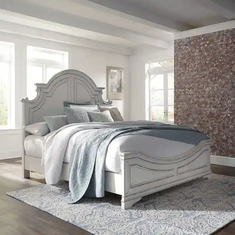 Letto con pannelli, cassettiera con specchio e comodino Magnolia Manor