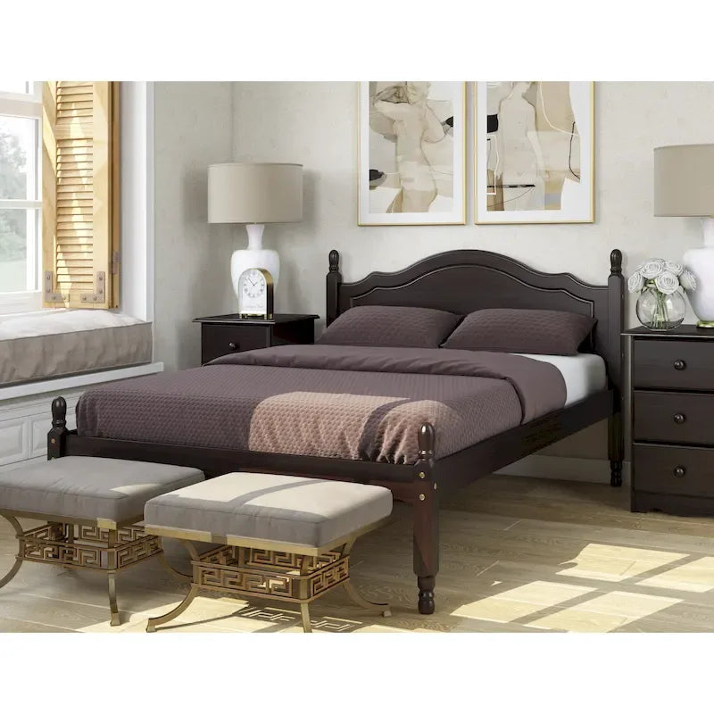 Letto a piattaforma con testiera a pannelli Reston interamente in legno massello, misura Full, di Palace Imports