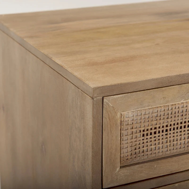 Tavolino d'appoggio Grier in legno marrone chiaro con inserti in canna intrecciata