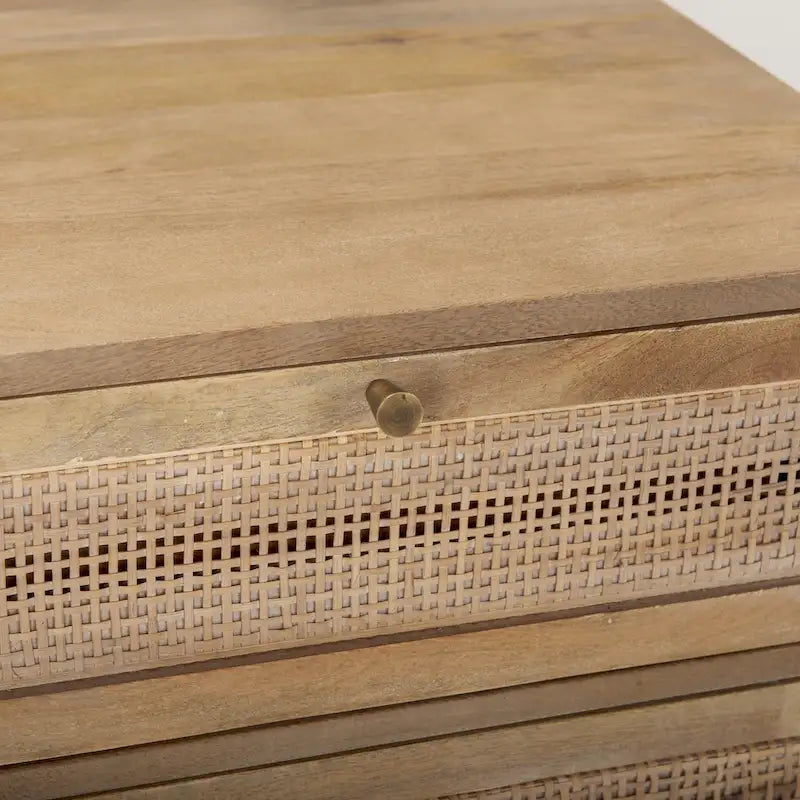 Tavolino d'appoggio Grier in legno marrone chiaro con inserti in canna intrecciata