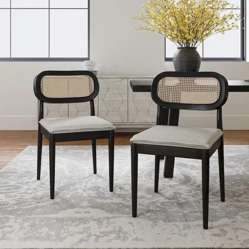 Sedia da pranzo Konstantin moderna in legno massello con schienale in rattan e cuscino rimovibile set da 2 di HULALA HOME