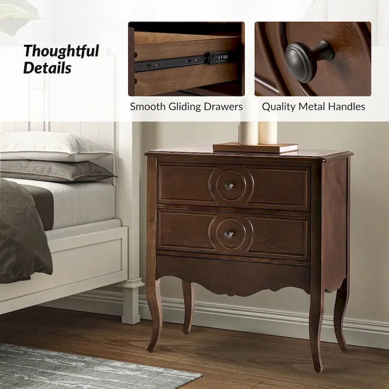 Comodino tradizionale Sidney a 3 cassetti con prese e USB integrate di HULALA HOME