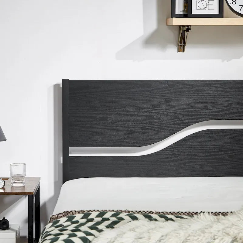 Javlergo Base Letto a Piattaforma in Metallo con Testiera e Pediera in Legno, Struttura Letto Industriale in Metallo Nessuna Rete a Molle Necessaria