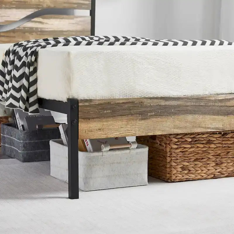Javlergo Base Letto a Piattaforma in Metallo con Testiera e Pediera in Legno, Struttura Letto Industriale in Metallo Nessuna Rete a Molle Necessaria