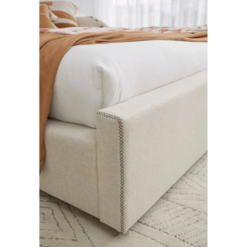 Letto a piattaforma imbottito Louis in lino naturale