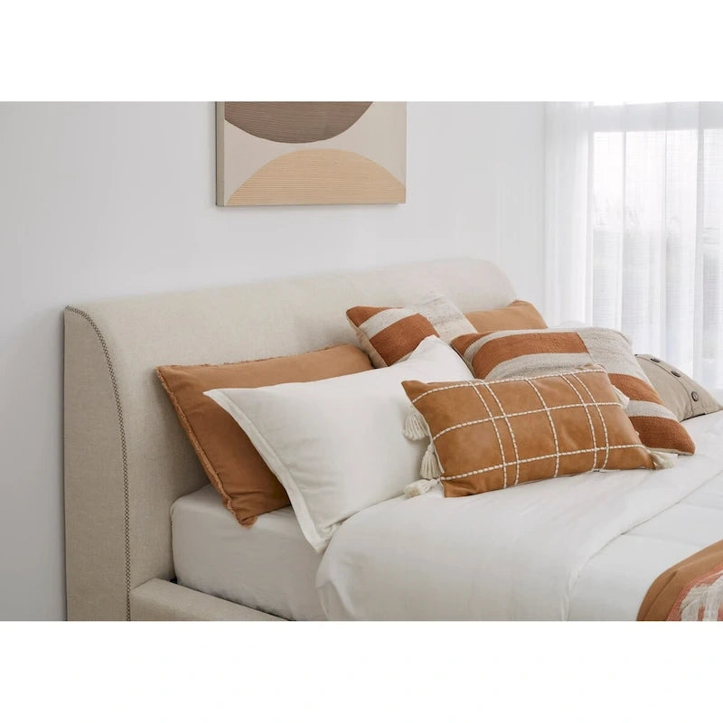 Letto a piattaforma imbottito Louis in lino naturale