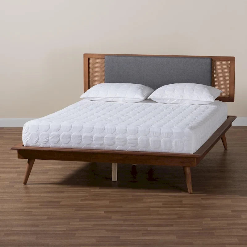 Delfina Letto a Piattaforma in Tessuto Grigio Scuro e Legno Finitura Noce Stile Moderno Mid-Century