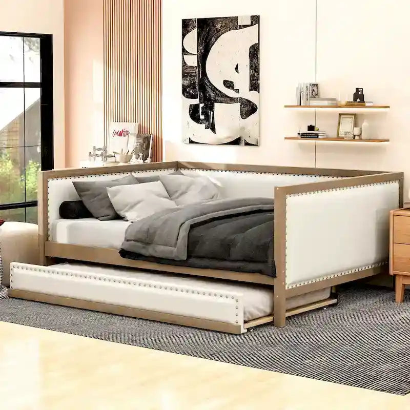 Divano letto imbottito matrimoniale Nestfair con letto estraibile o 2 cassetti e decorazioni a chiodini