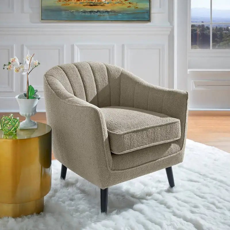 Poltrona Neath Mid-Century trapuntata a canali con rivestimento del cuscino rimovibile di iNSPIRE Q Classic