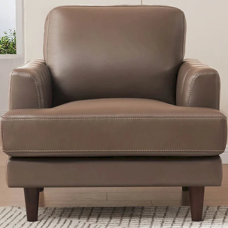 Poltrona in pelle pieno fiore Ivy Living Cassia con piume, memory foam e molle