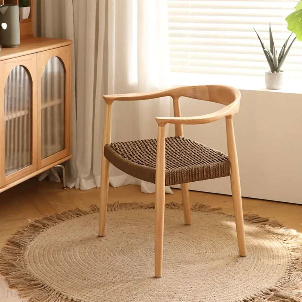 Sedia da pranzo scandinava con braccioli, seduta intrecciata in legno curvo
