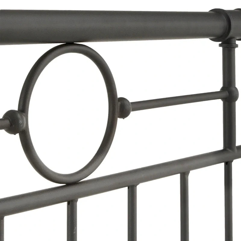 Letto in metallo nero