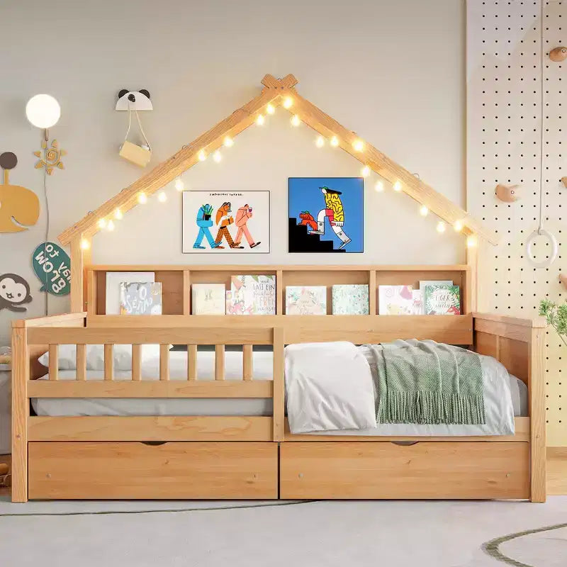 Struttura letto a casetta a grandezza naturale con cassetti, letto a piattaforma a casetta con luci LED, mensole e cassetti portaoggetti, divano letto in legno con tetto e sponda