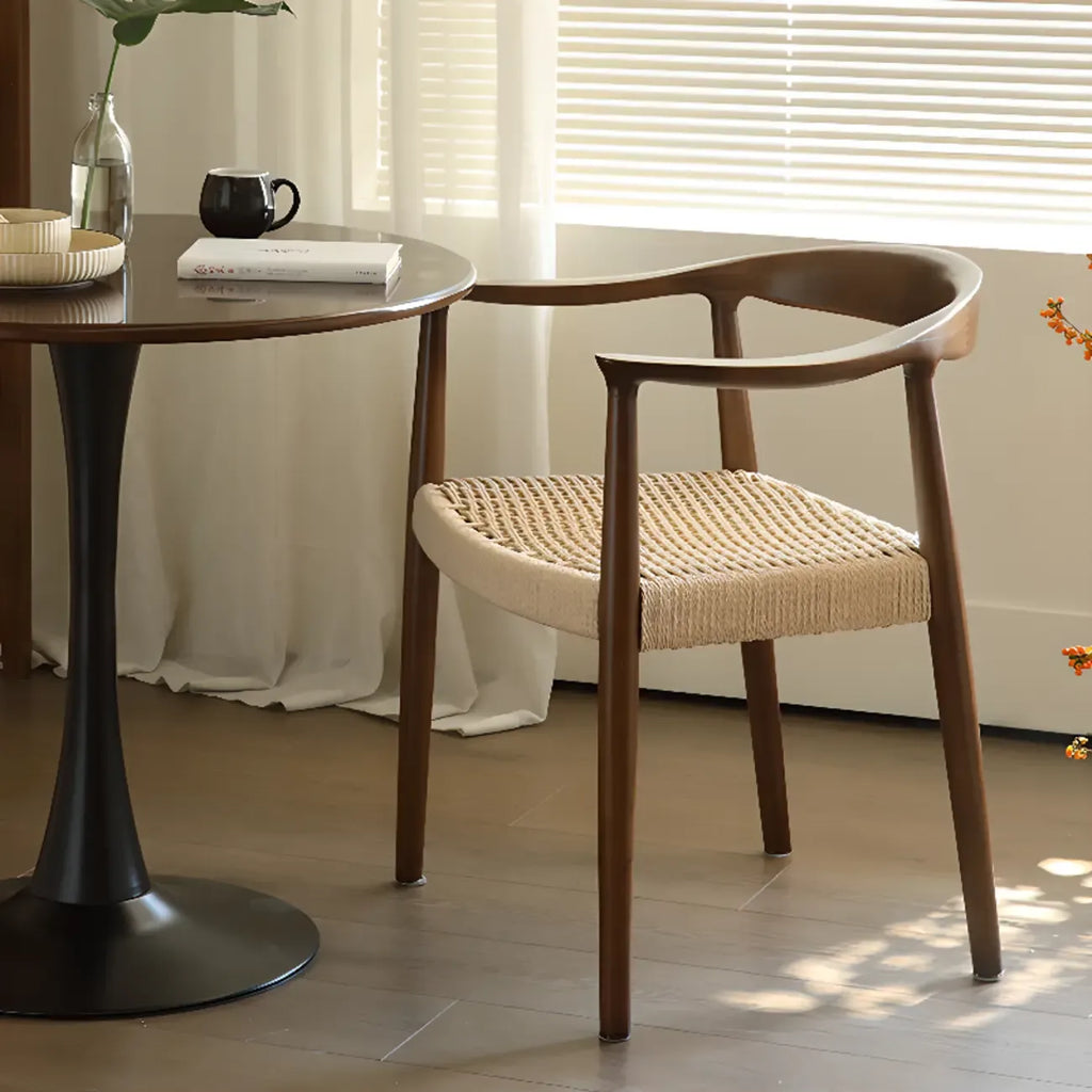 Sedia da pranzo scandinava con braccioli, seduta intrecciata in legno curvo