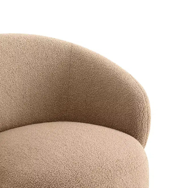 Poltrona a botte girevole imbottita Spruce&Spring con base in legno