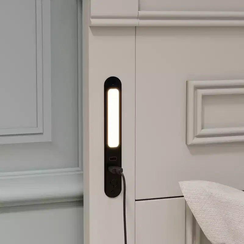 ModernLuxe Letto a Piattaforma Queen/King Size con Testiera Alta, Struttura Letto Rustica in Legno con 2 Cassetti, Luci LED e Porte USB